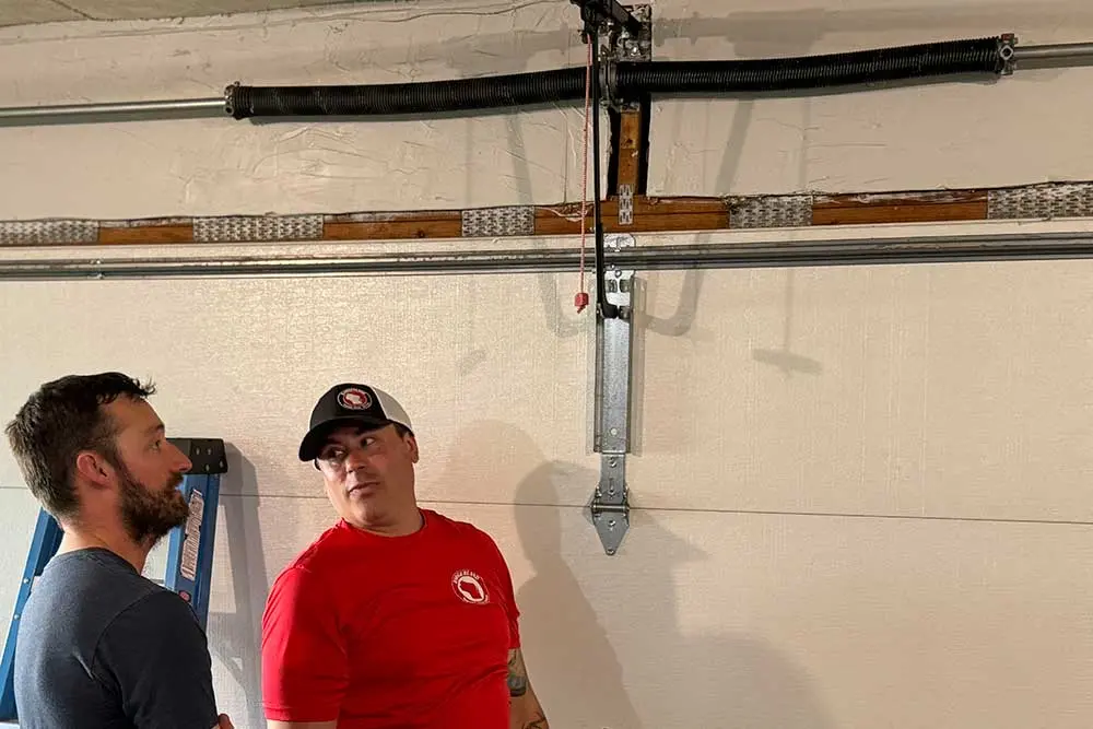 Garage Door Tune-ups in Green Bay & Appleton | Reliable Maintenance