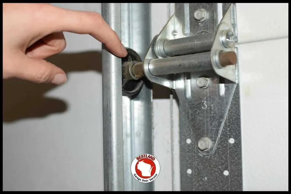 Garage door maintenance checklist inspection in Green Bay and Appleton